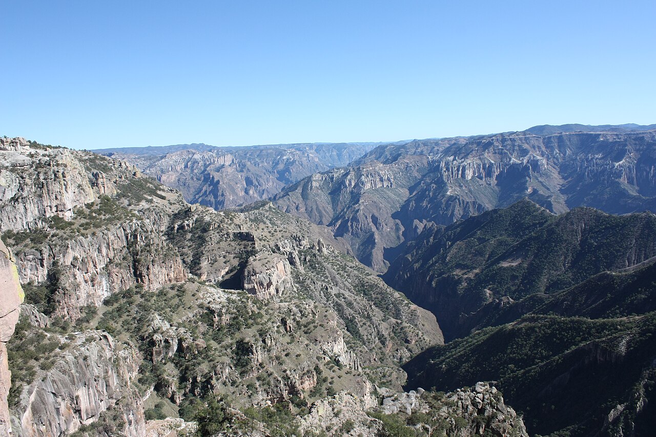 铜峡谷